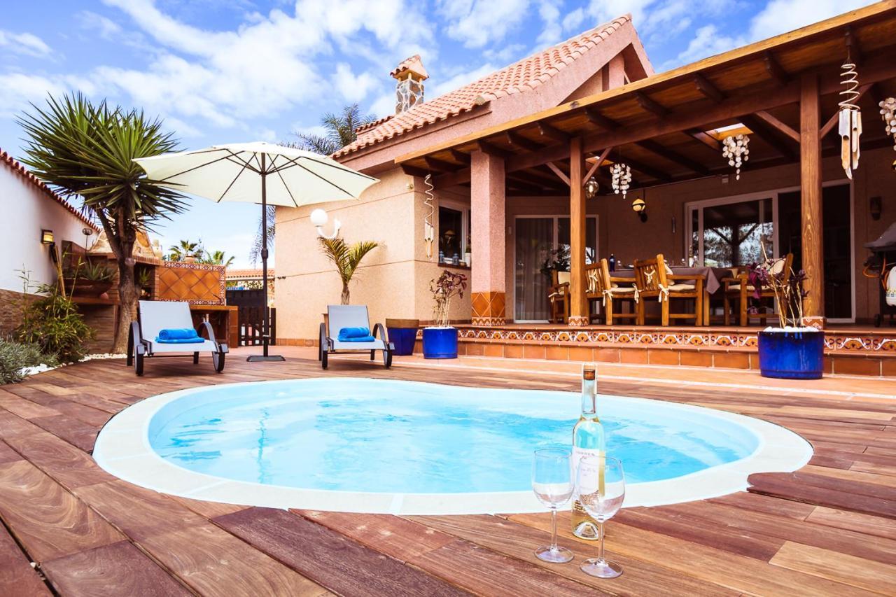 Villa Hibiscus Centrum Corralejo Beach Private Pool Family Exteriör bild