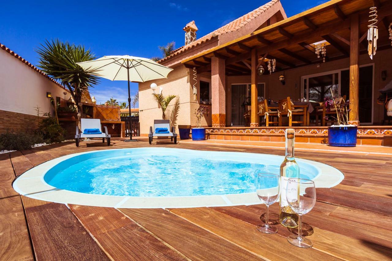 Villa Hibiscus Centrum Corralejo Beach Private Pool Family Exteriör bild