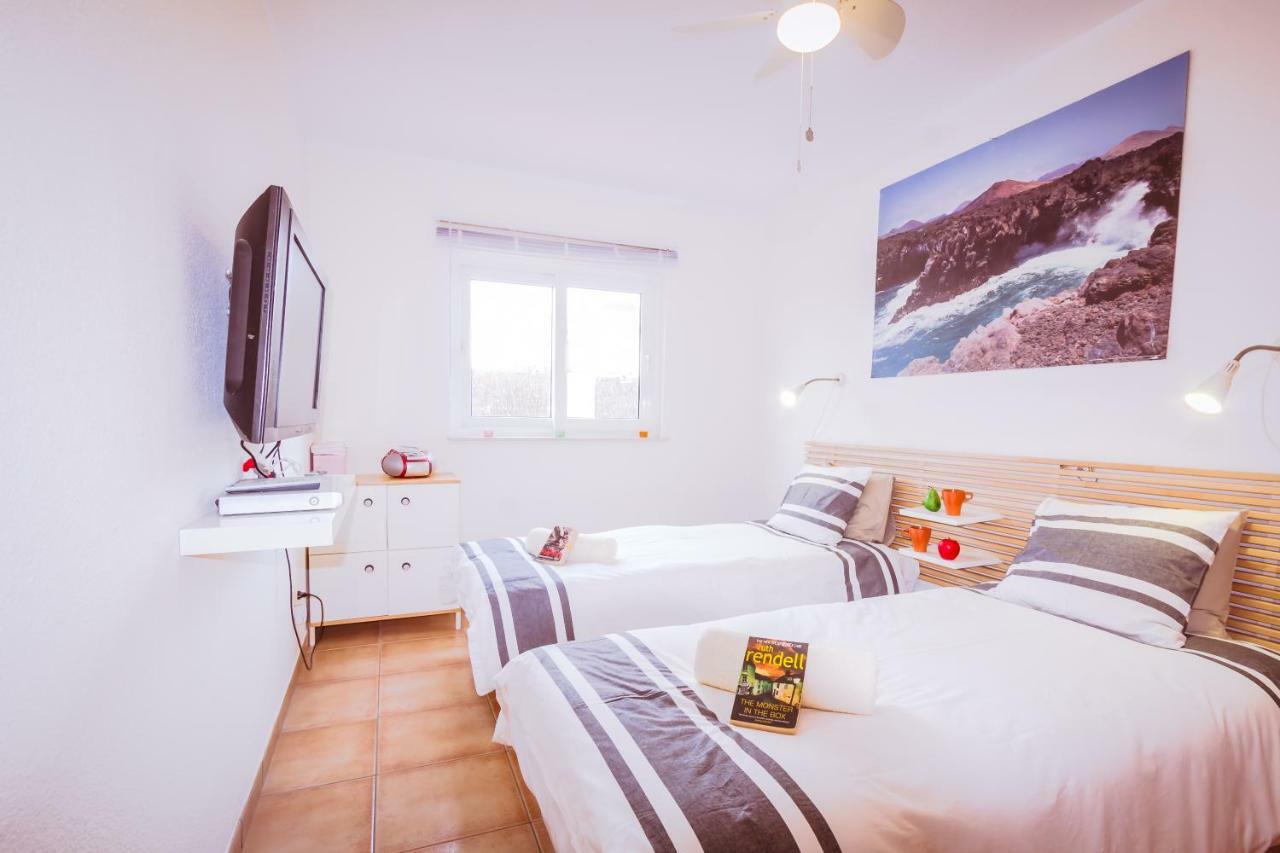 Villa Hibiscus Centrum Corralejo Beach Private Pool Family Exteriör bild